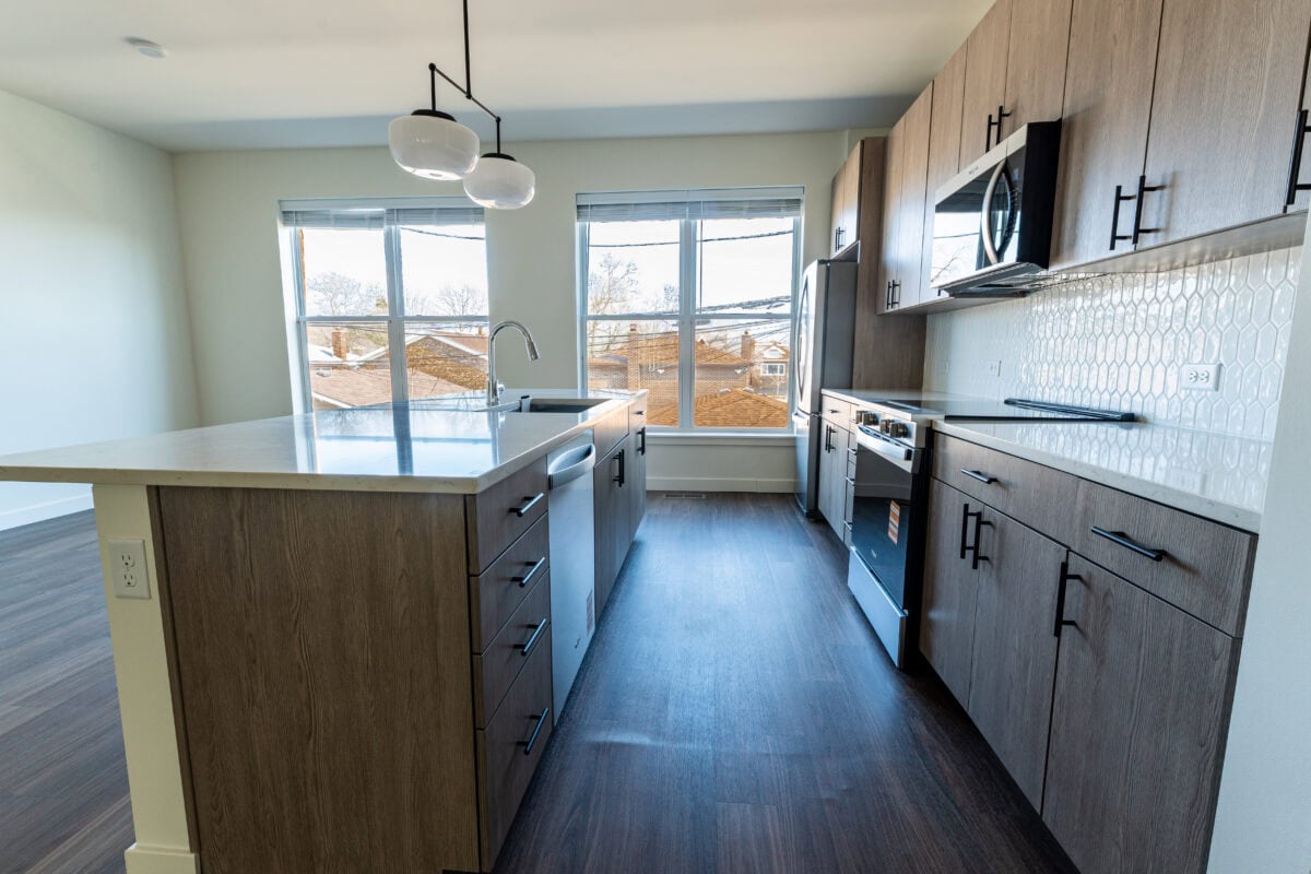 #1653 2ndfloor kitchen 2