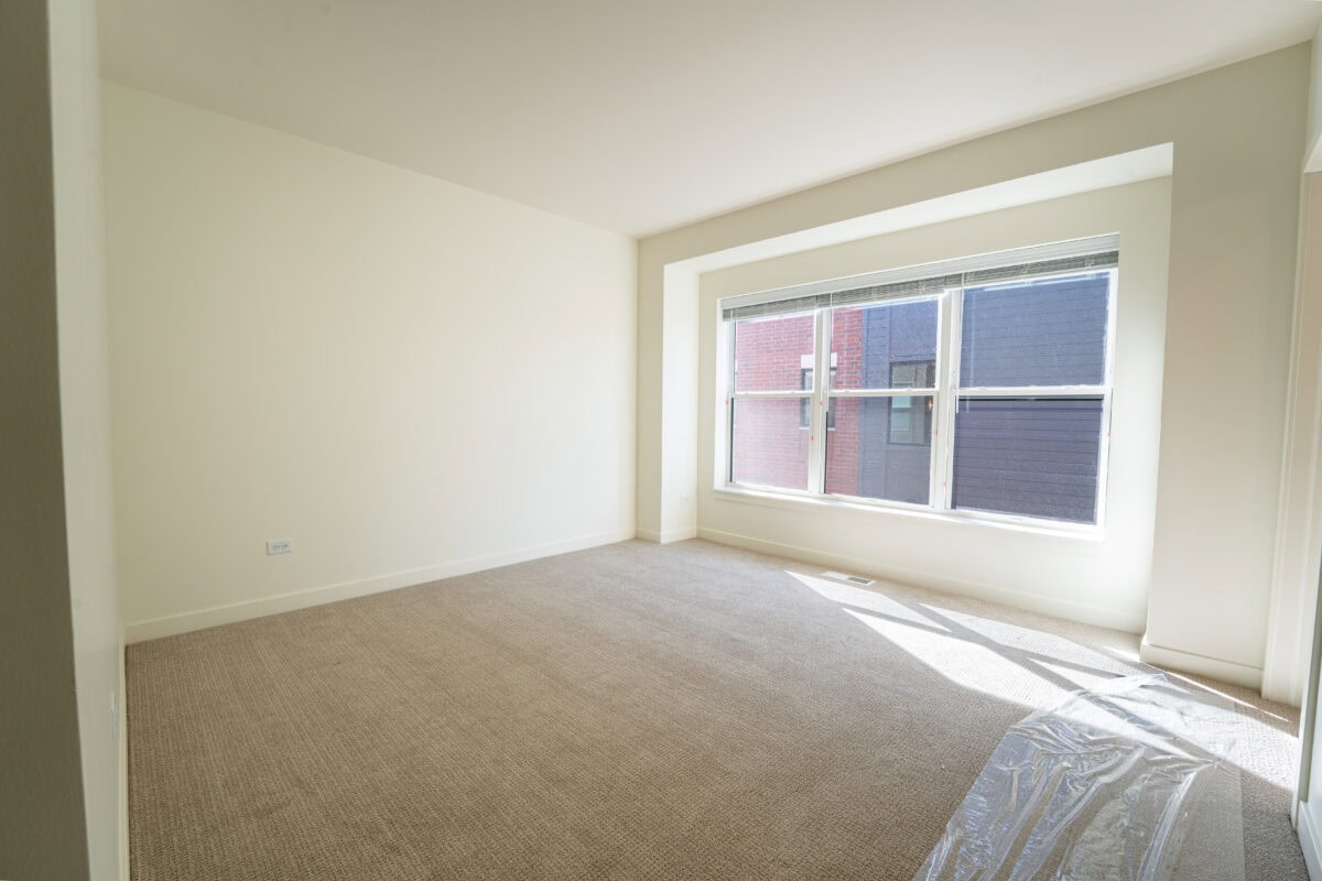 #1653 3rdfloor bedroom1 2
